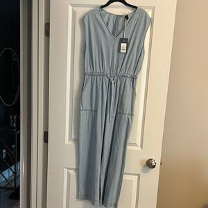 Universal Thread Denim Sleeveless Jumpsuit